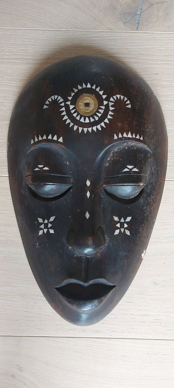 Maschere: Handgeschnitzte Holzmaske – Usato da Winterthur venduto da Mick77