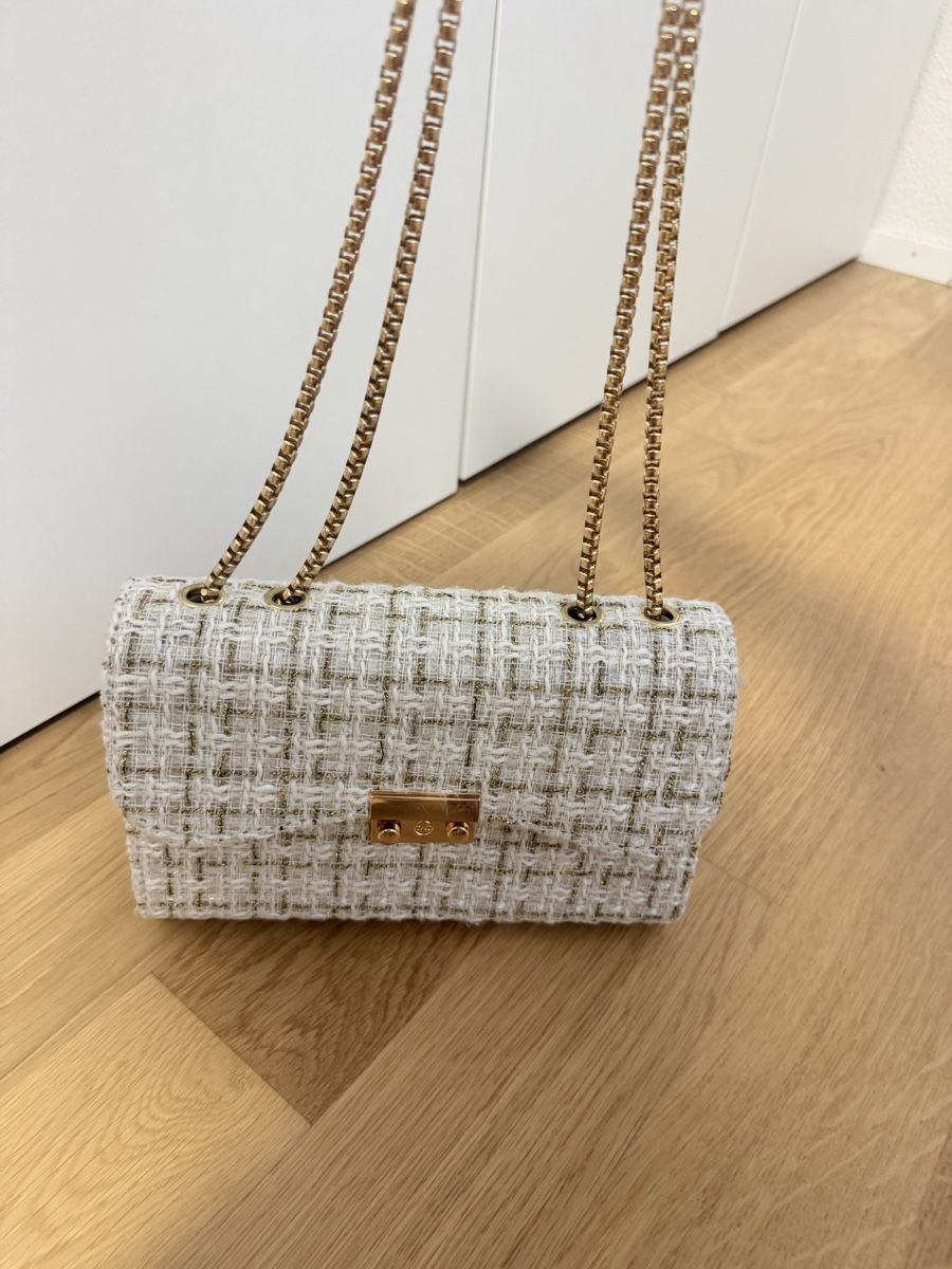 Taschen für Damen: Damen Tasche Weiss Gold  – Gebraucht aus seon von vikii._1 1