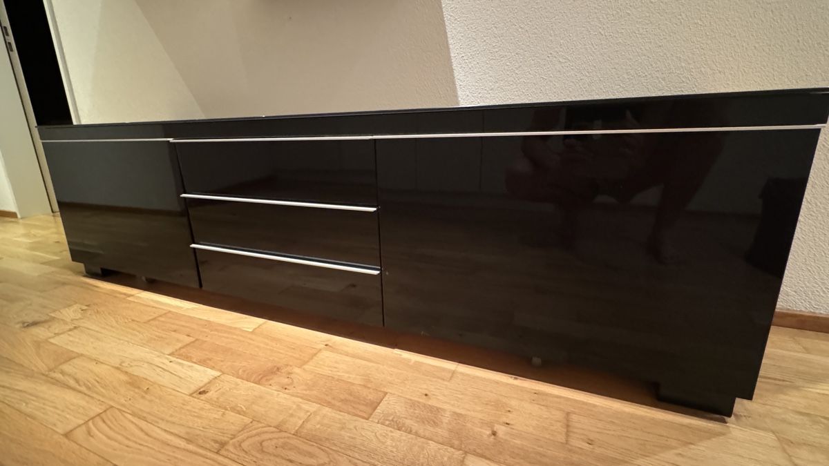 Ikea TV Möbel: Sideboard / Fernsehmöbel IKEA schwarz – Gebraucht aus Rothrist von chr_jln7 2