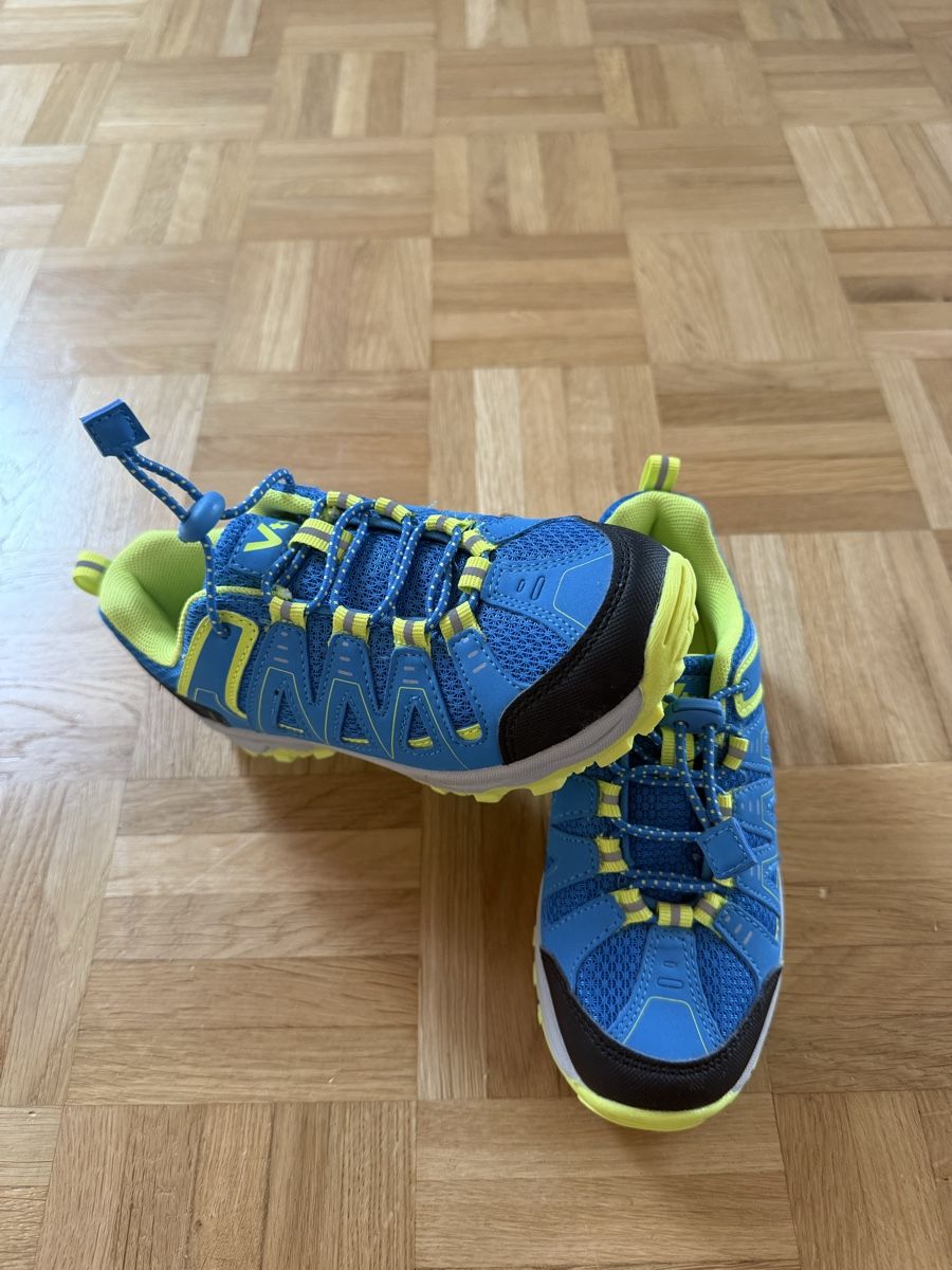 Scarpe per ragazzi: Kinderschuhe Vty blau Grösse 31 Neu – Nuovo (secondo la descrizione) da Watt venduto da Steffi84