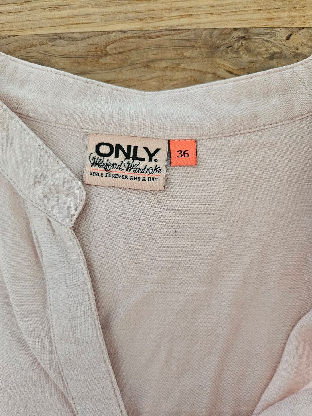 Only Camicette: Hellrosa Bluse, Only, Gr. 36 – Usato da Liestal venduto da corneb 1