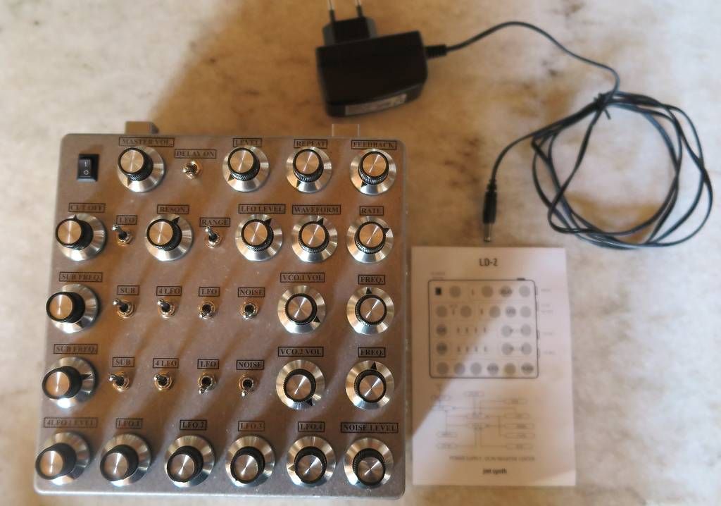 Strumenti musicali: JMT SYNTH LD-2 analog Dronesynthesizer – Usato da Hinterkappelen venduto da smaragd99