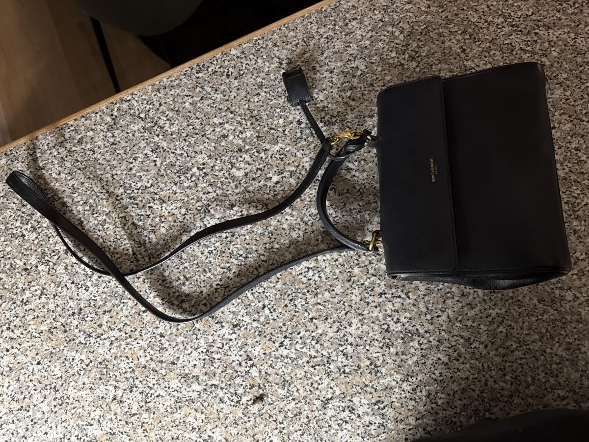 Saint Laurent Borse da donna: Saint Laurent Black Leather Handbag – Usato da Gebenstorf venduto da AA2015 5