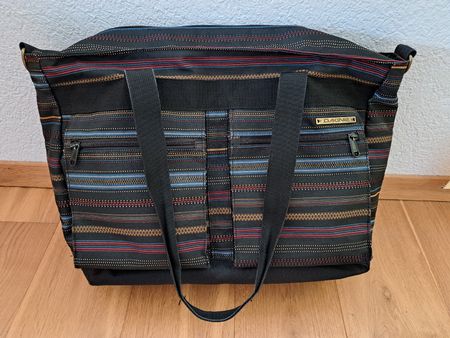 Schultertasche von Dakine praktisch nie gebraucht