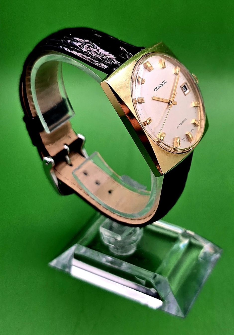 Omega Uhren: CONSUL AUTOMATIC DATE SWISS MADE MUTTERGESELLSCHAFT VON MAUR – Gebraucht aus Neftenbach von Taschen-Uhren 3