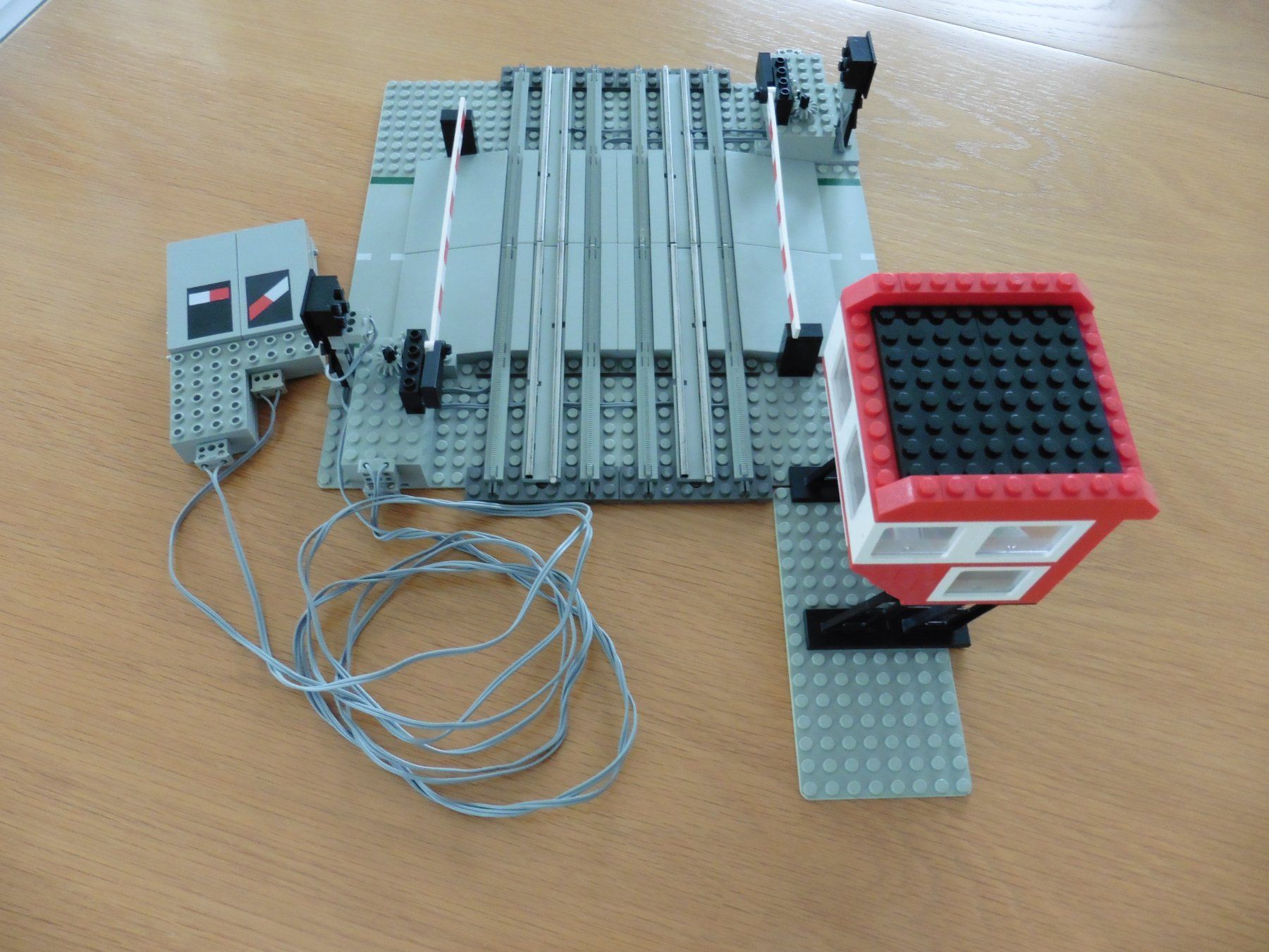 Lego Kit di costruzioni: Lego 7866 Bahnübergang 12V – Usato da Kaltbrunn venduto da sigale 2