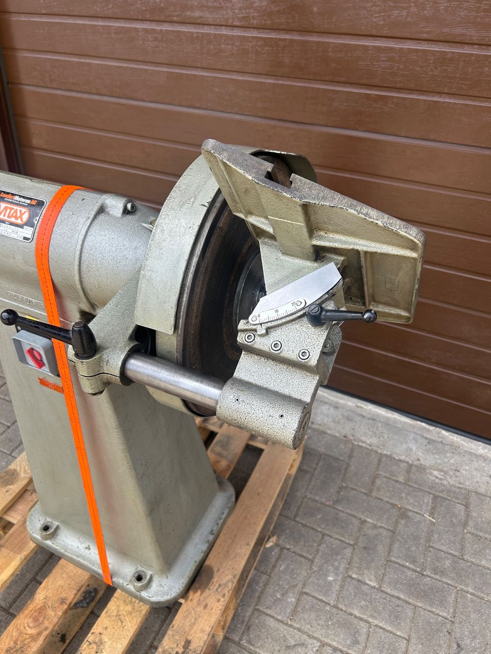 Smerigliatrici & Lucidatrici: VITAX V4 Top – Usato da Rothenfluh venduto da BitterlinPartner 1