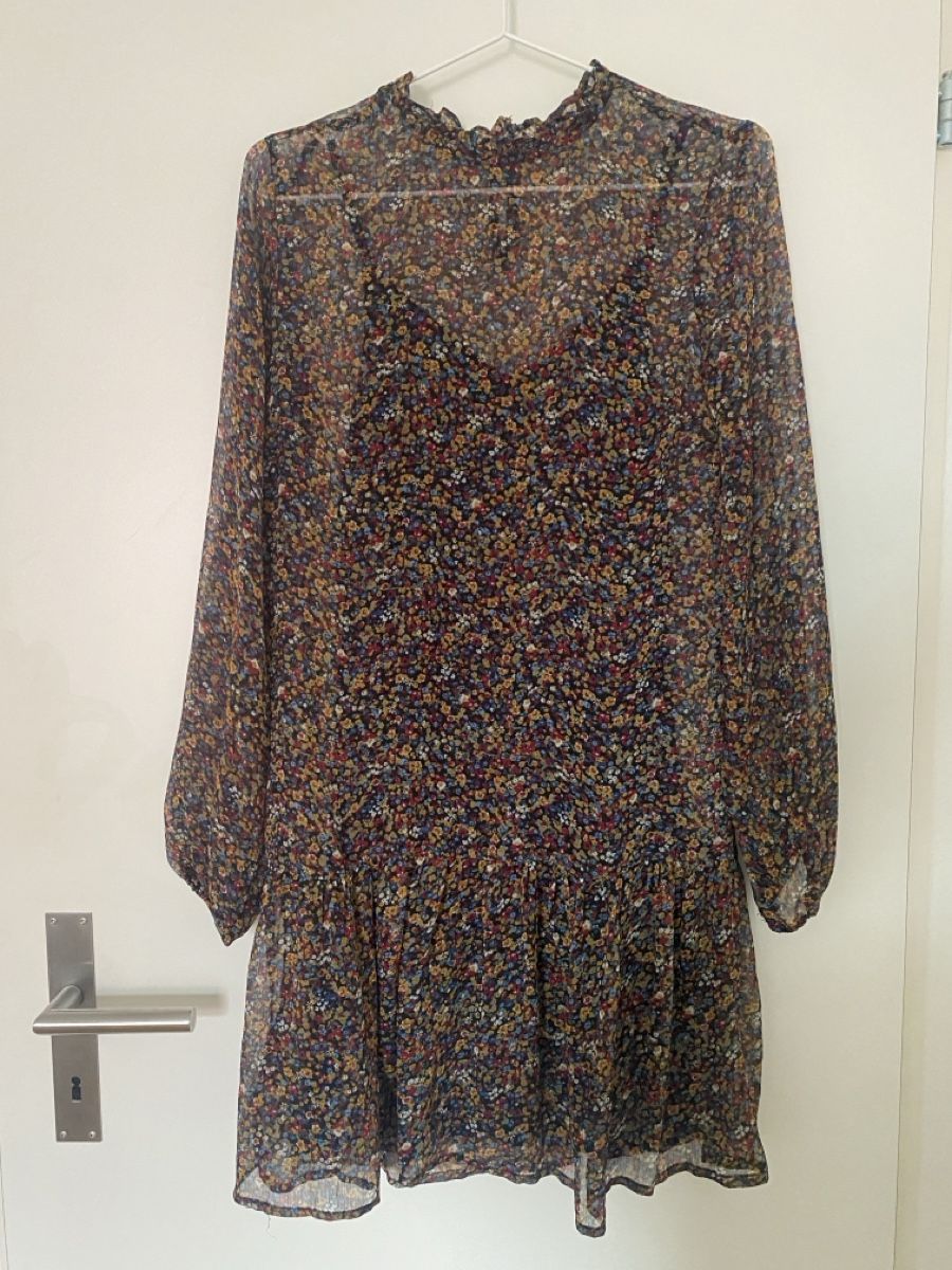 C&A Vestiti: Kleid mit Blumen, Grösse 34 – Usato da Neuenhof venduto da UrbanBags