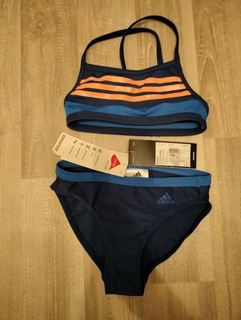 adidas Bikini Grösse 116, neu und ungetragen