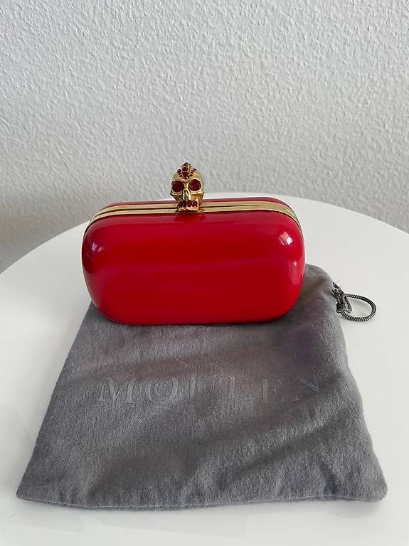 Alexander Mcqueen Borse da donna: Alexander Mcqueen – Usato da Basel venduto da DobrilaP