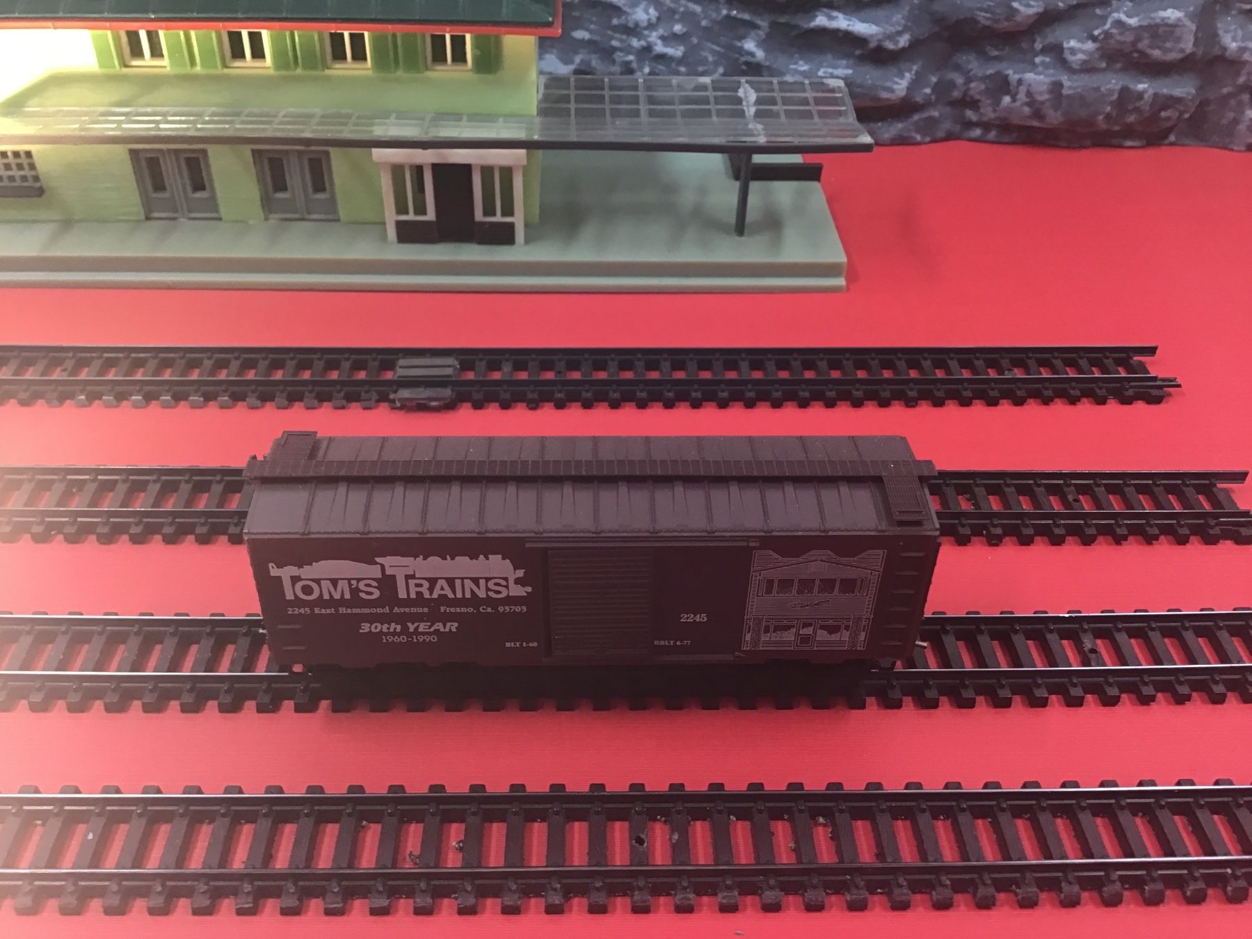 Micro Trains Line Modellini di ferrovie: MICRO TRAINS LINE GÜTERWAGEN SPUR N – Usato da Männedorf venduto da Modellbau-wyss 3