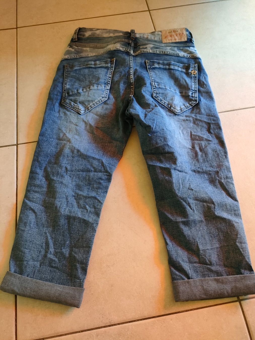 Jeans: Jeans Gr.xs/34 NEU!!! – Neuf avec emballage d'origine à Adelboden par Lammhult 2
