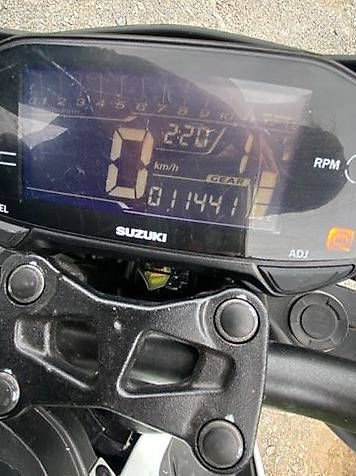Strasse: Suzuki GSX-S125  – Gebraucht aus les Monts-de-Corsier von Ksandra0 3