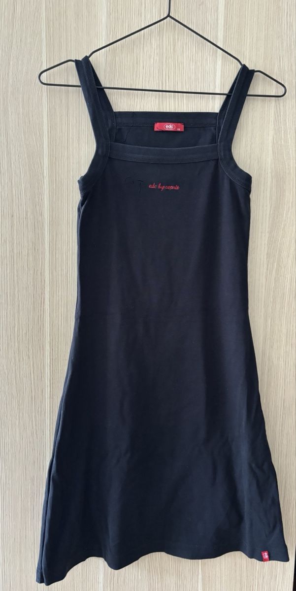 Esprit Vestiti: EDC by Esprit Kleid schwarz  Grösse XS – Usato da Basel venduto da mic_5258