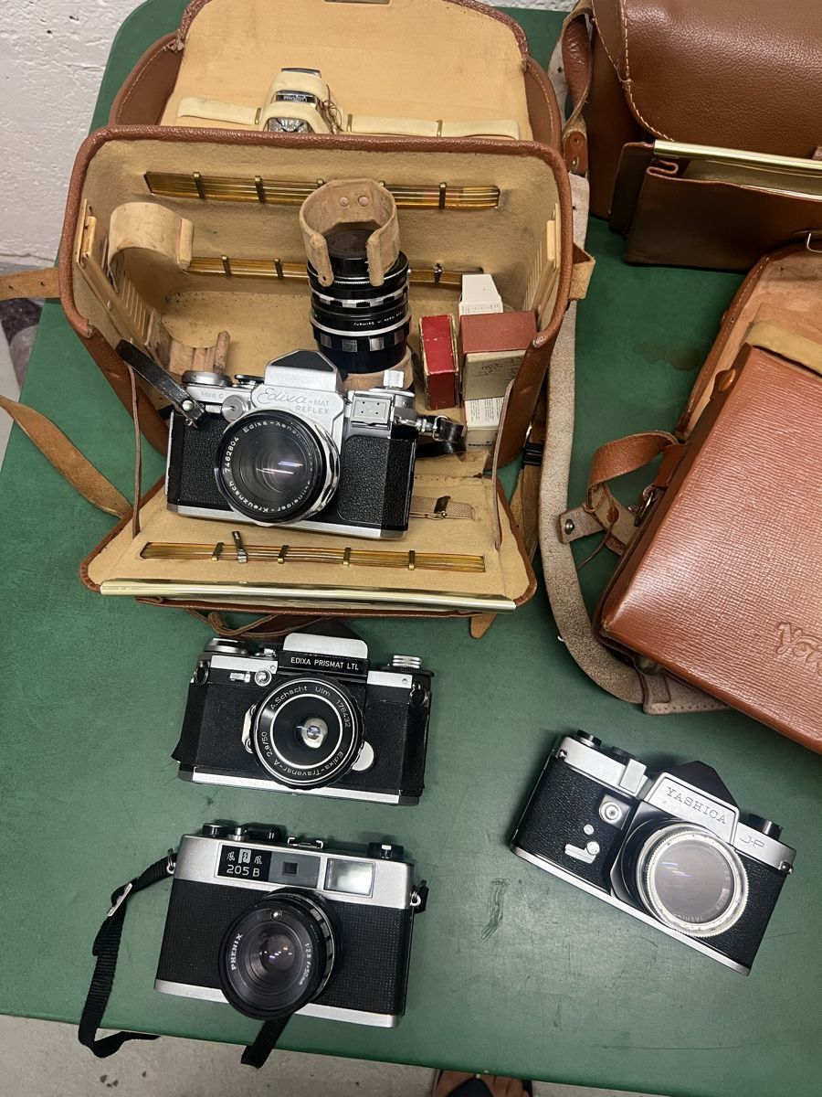Appareil photo: Diverse Kameras aus Nachlass  – D'occasion à Zürich par jao_2bx7 2