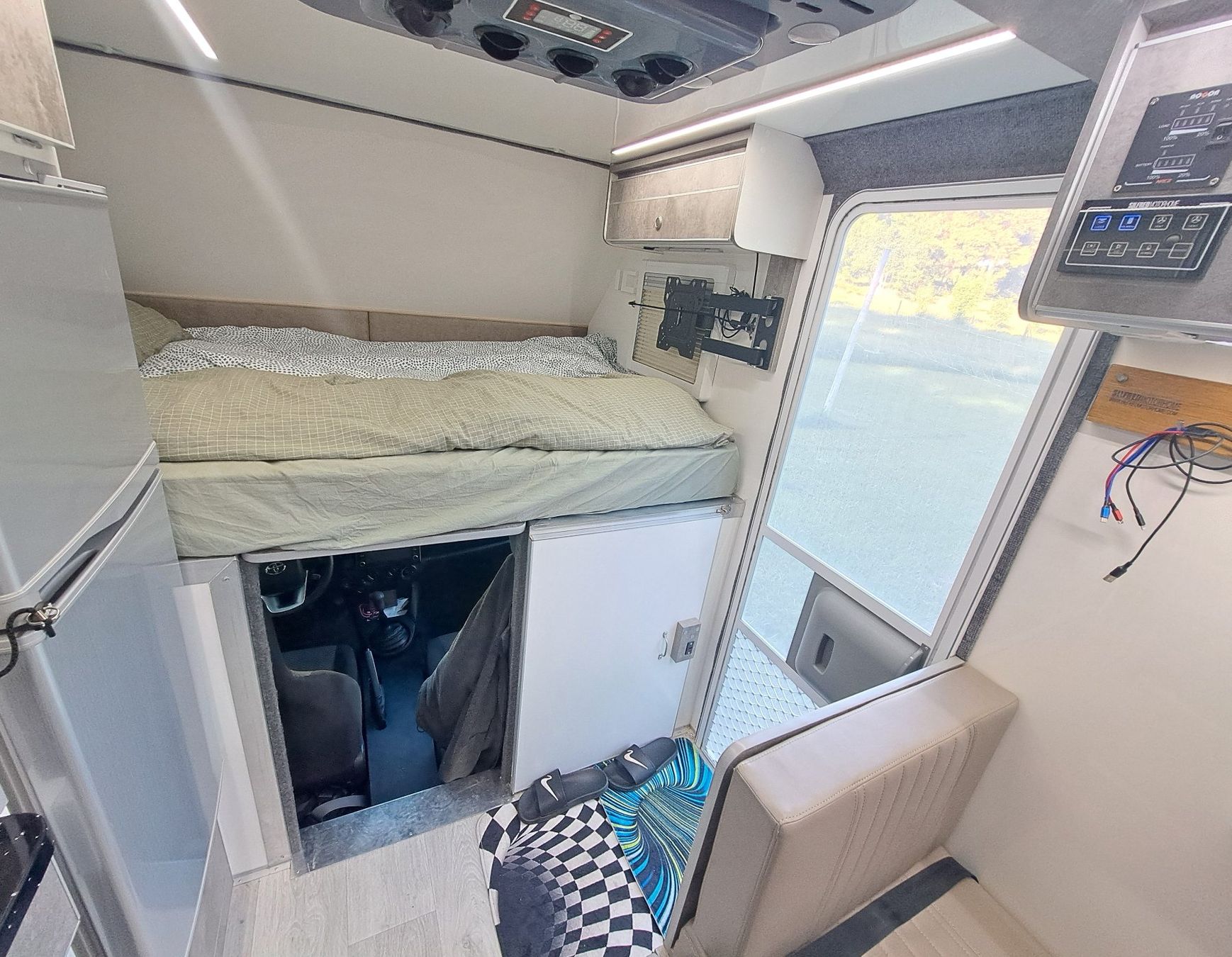 Toyota Camping Fahrzeuge: HILUX 2.4 4X4 in Argentinien – Gebraucht aus Hombrechtikon von msirius75 3