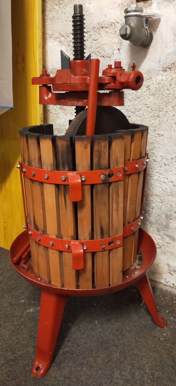 Alle Maschinen: Obstmühle und Obstpresse – Gebraucht aus Zürich von mat_ntp6 1