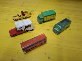 Spielzeugautos Sammlung LKW Bus Wohnmobil LKW