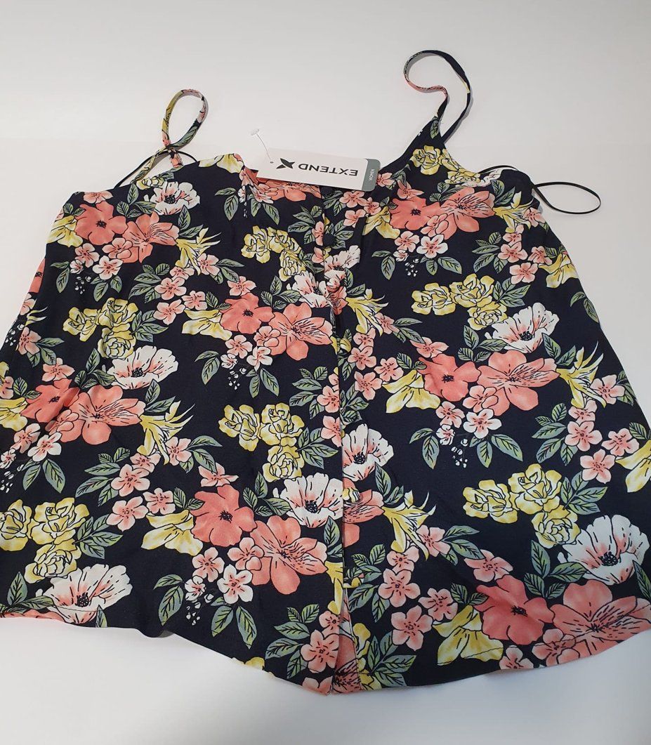 Costumi da bagno & Bikini: Damenbikinioberteil Extend Größe EU36, S – Nuovo e nell'imballaggio originale da Genève venduto da Pandinet