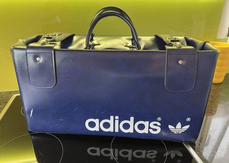 Adidas Vintage Sammlertasche