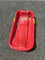 Rodel rot mit Seil guter Zustand