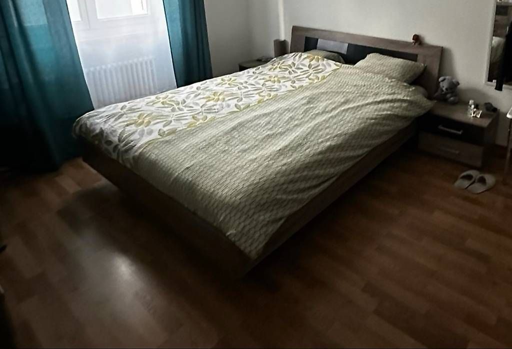 Lits: Chambre à coucher – D'occasion à La Chaux-de-Fonds par mar_ts5d