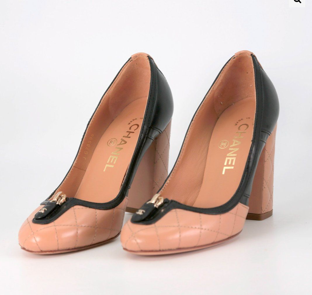 Chanel Scarpe da donna: Escarpins T.35.5 beige Chanel – Usato da Delémont venduto da Le38.shop 1