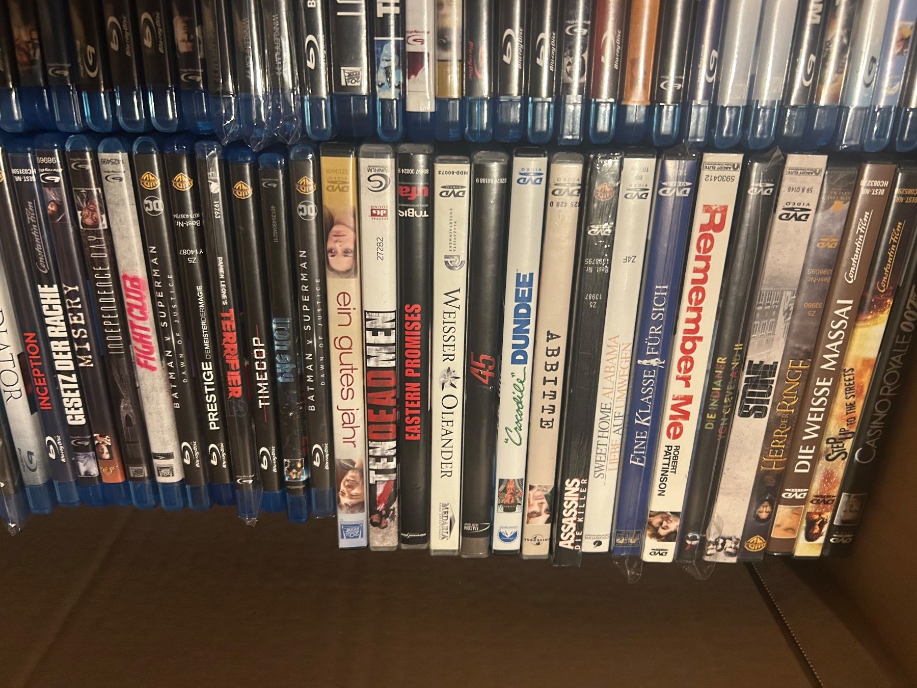 Tutti i DVDs: Grosse Bluray DVD 4K Sammlung – Usato da Matten b. Interl venduto da Marionwenger 5