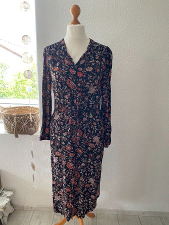 schönes Herbst Kleid  in Gr. M *NEU*