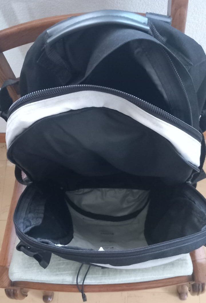 Zaini: Sac à dos – Usato da La Chaux-de-Fonds venduto da fan_tj9t 5
