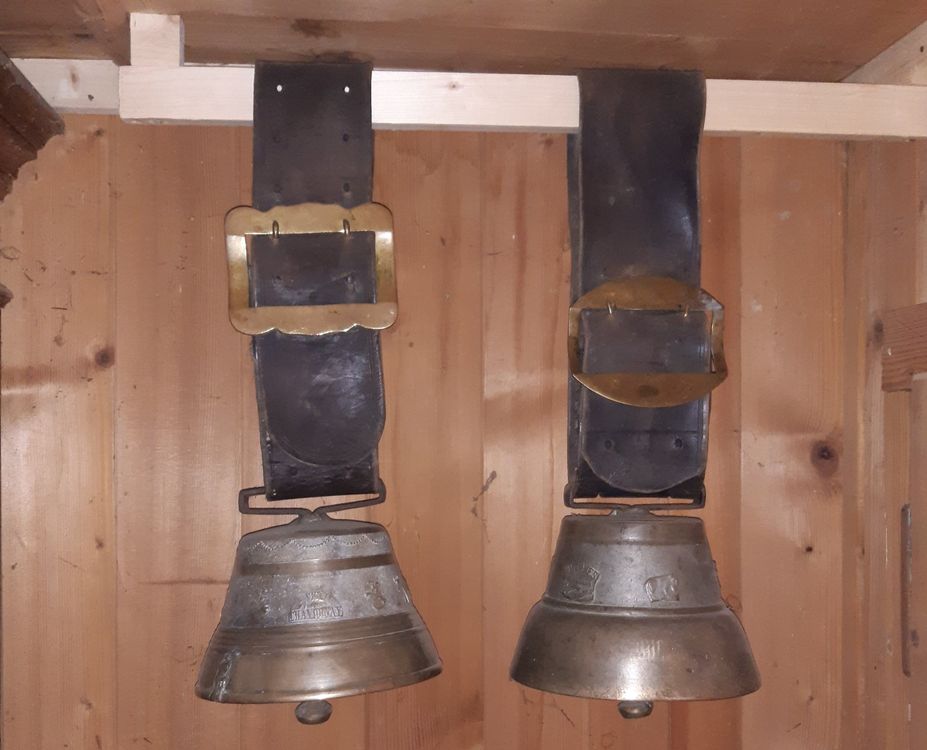 Toyvian 2er Set Metall Kuhglocken - Laute Handglocken Für Tiere & Deko