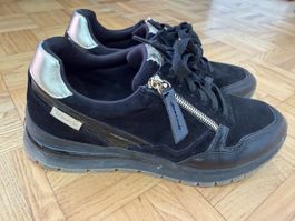 NeuwertigeSneaker Tamaris schwarz Grösse 41