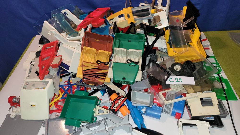Playmobil Jouets: Playmobil Ersatzteile,Reste,Fahrzeuge C29 – D'occasion à Aarberg par Fink010 7