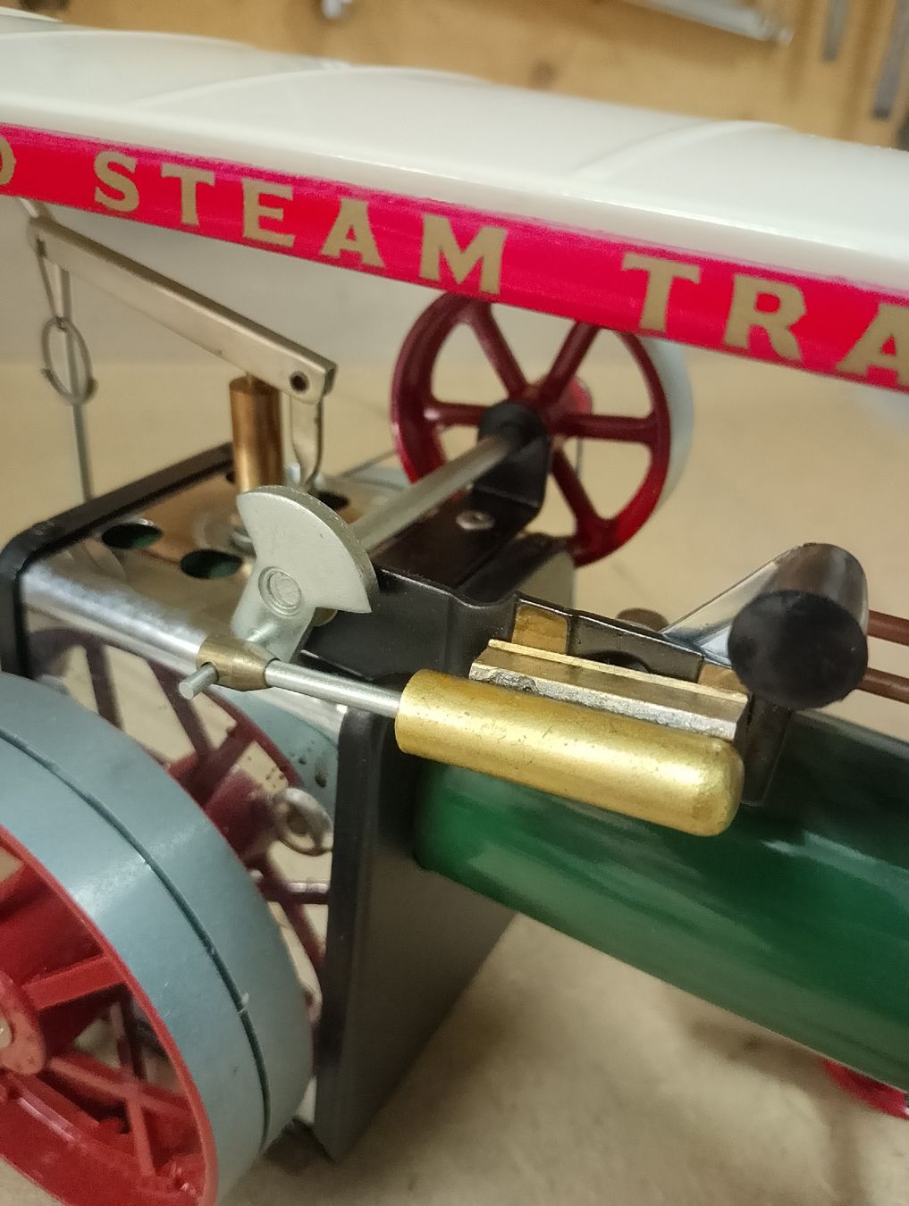 Mamod Kit di modellismo & Modellini statici: Steam Tractor TE1A von Mamod  – Usato da Safenwil venduto da dodgewc12 5