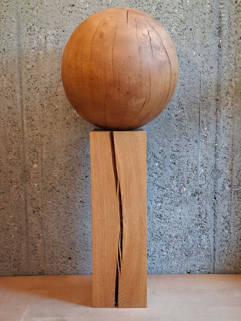 Sculture & Statue: Holzkugel aus Eichenholz, Ø 39 cm – Usato da Wald ZH venduto da legi12 1