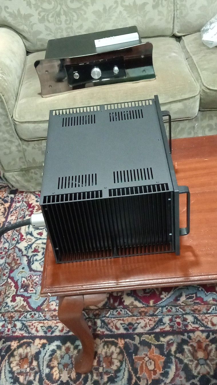 Amplificateurs: Ex Demo EamLab Studio 300 power amplifier - Classes A - AB – Neuf avec emballage d'origine à St-Cergue par per_6cx5
