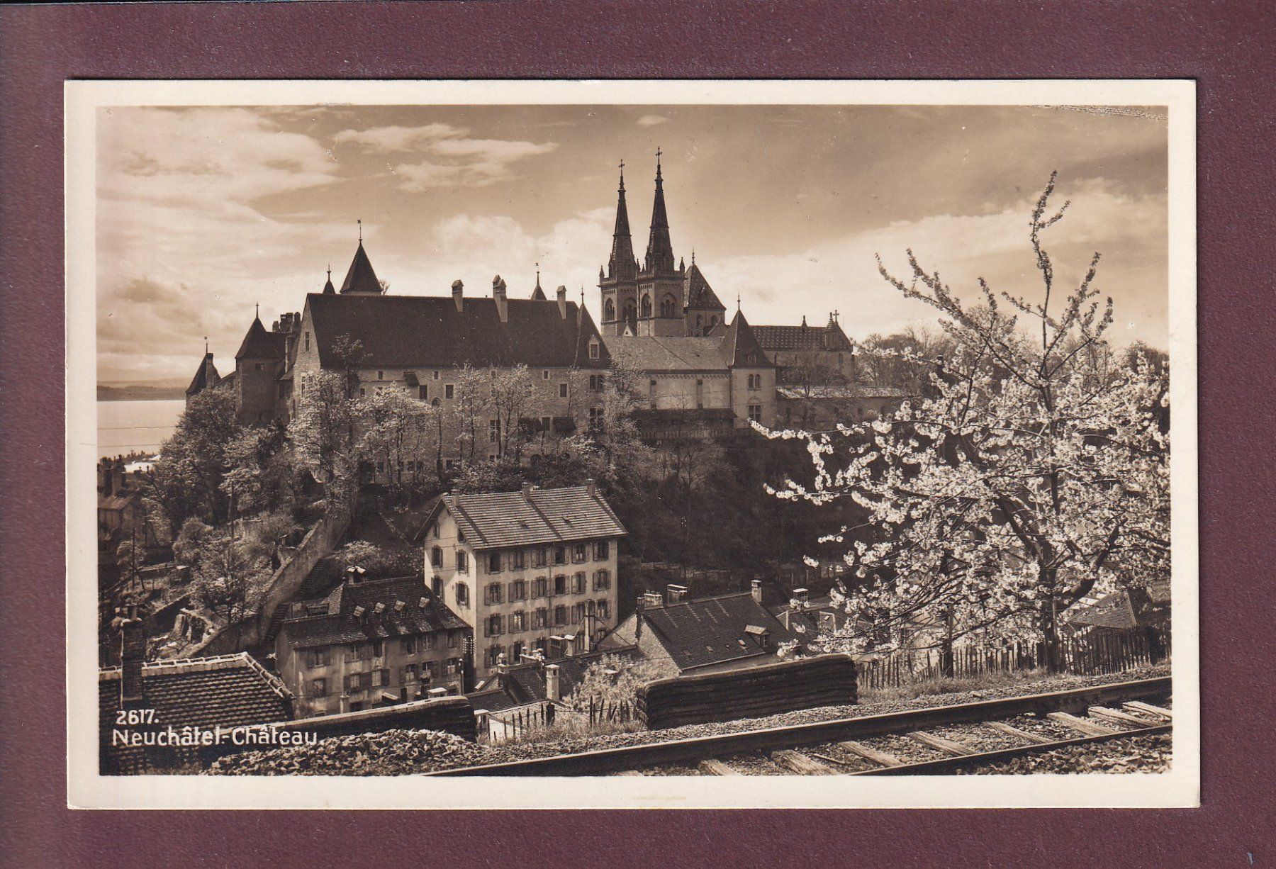 Ansichtskarten: NEUCHÂTEL - Château – Gebraucht aus Pully von nicecards
