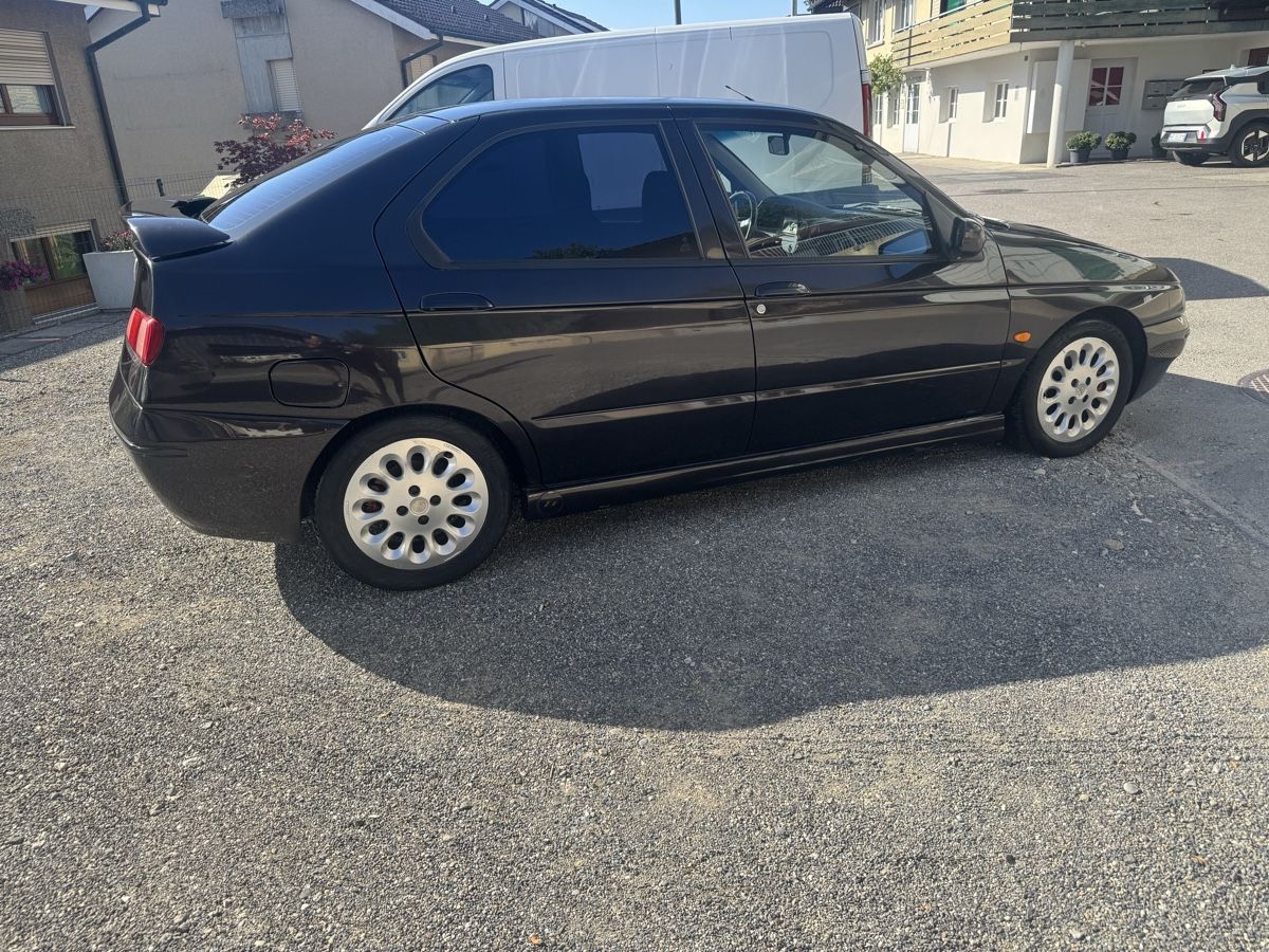 Alfa Romeo Automobili: Alfa romeo 146 2.0 TS 16V – Usato da Ostermundigen venduto da mus_zpk8 1