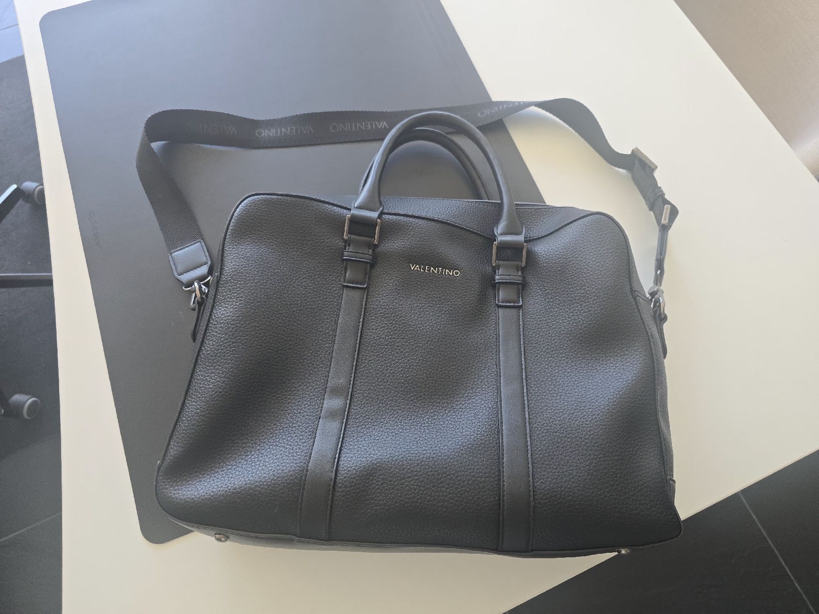 Valentino Taschen: Sac ordinateur marque Valentino – Neu (gemäss Beschreibung) aus St-Sulpice VD von Celmi007 6