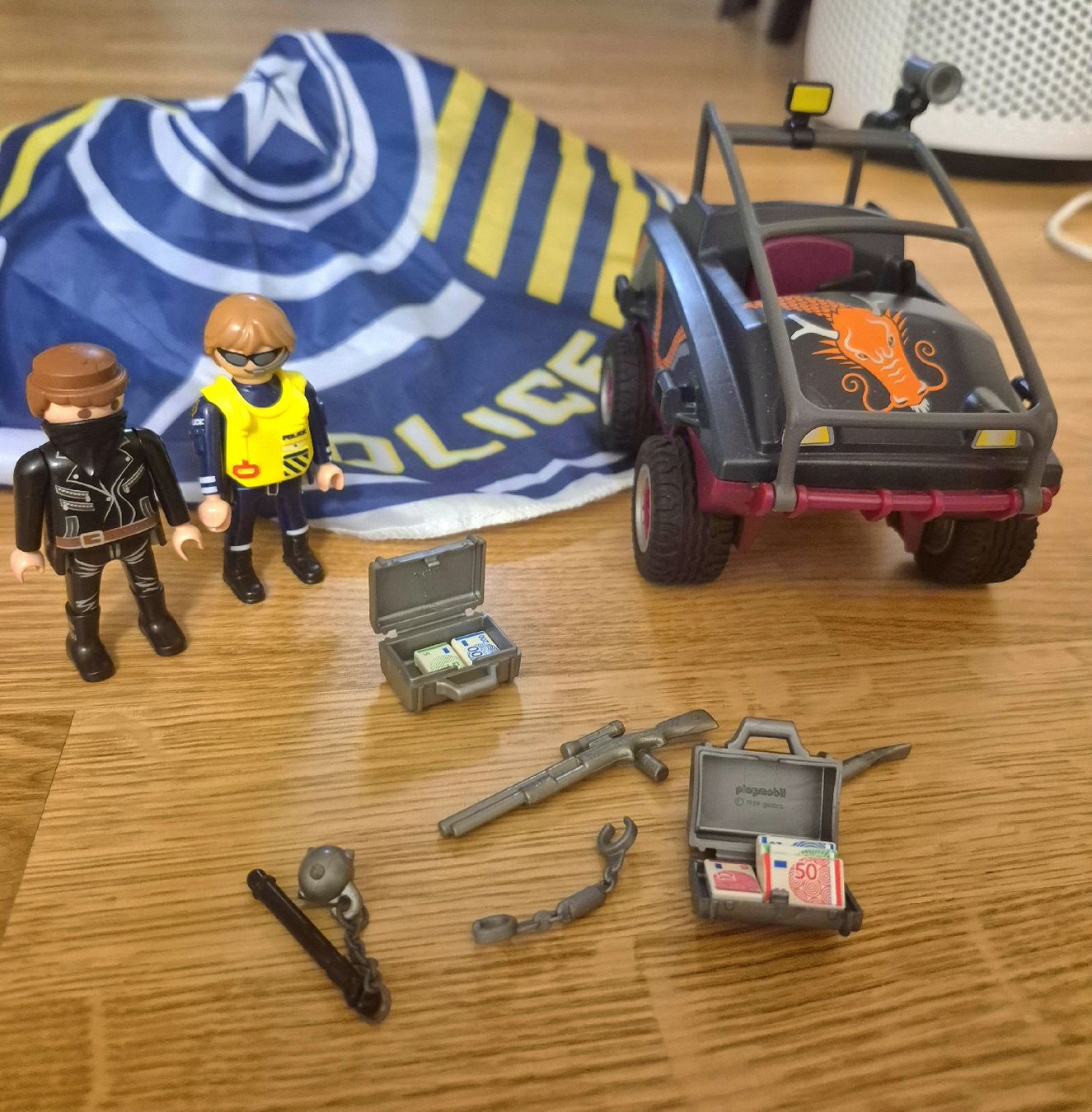 Playmobil Giocattoli: Playmobil Polizei – Usato da Zug venduto da mikey1130 3