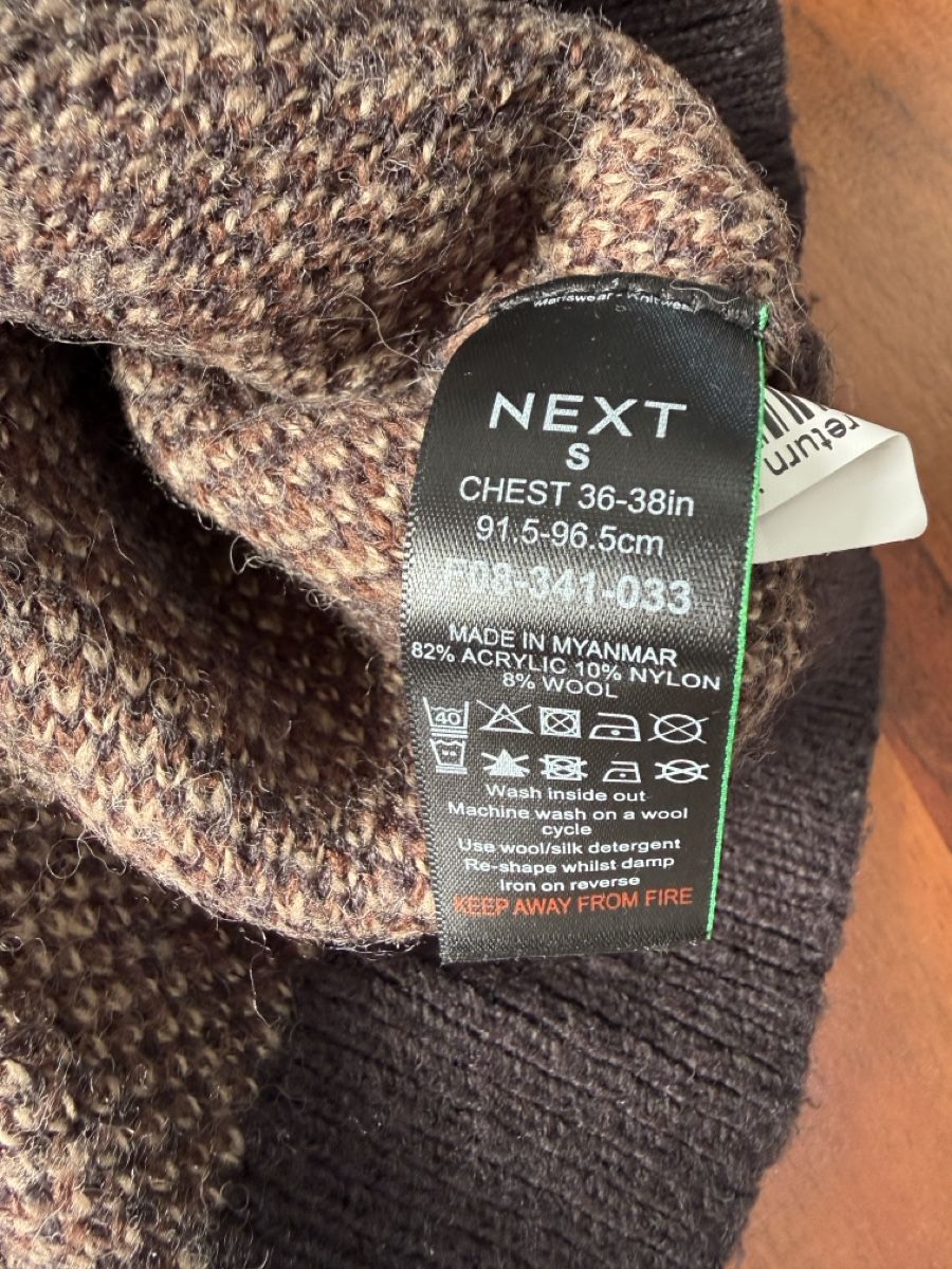 Next Pullover & Sweatshirts: Next Leo Pullover braun/schwarz, Grösse S – Gebraucht aus Neuendorf von Bleu_primitif 3