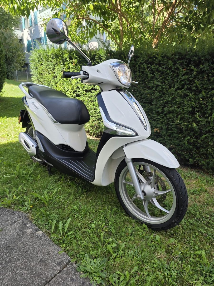 Piaggio Scooter: PIAGGIO LIBERTY 125 iGet – Nuovo (secondo la descrizione) da Winterthur venduto da Fabio_46 3