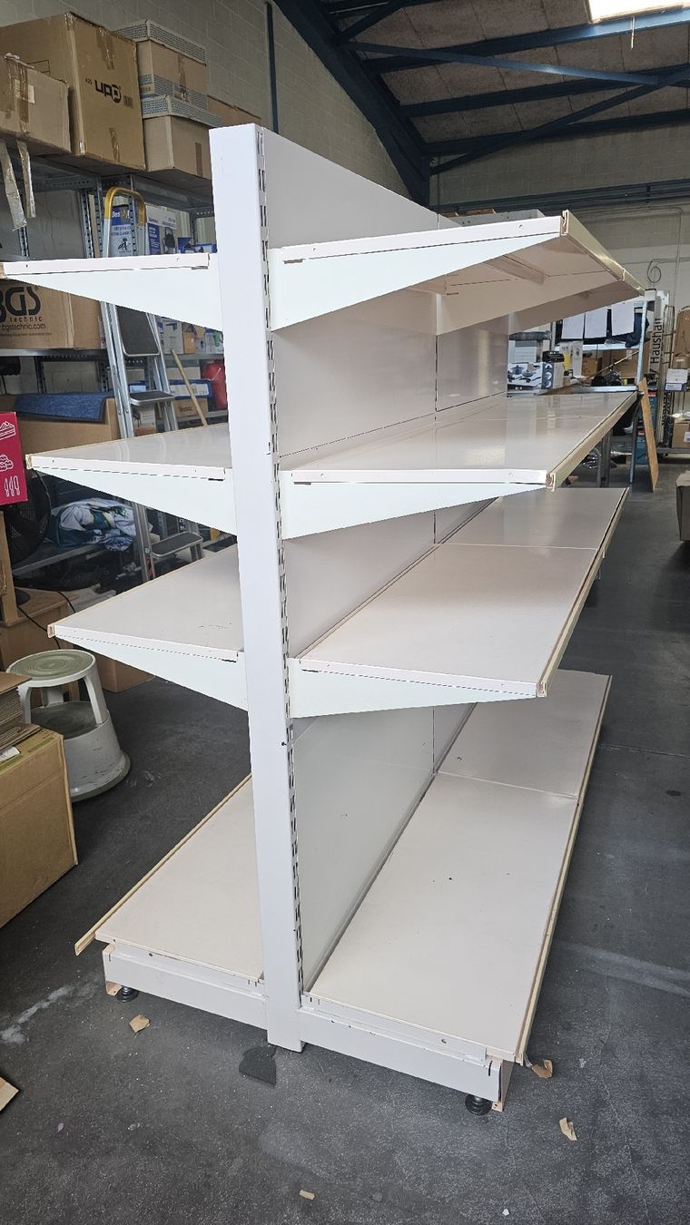 Étagères: Regal Ständer ab CHF 1.- – D'occasion à Koppigen par Bracher_Mail-House