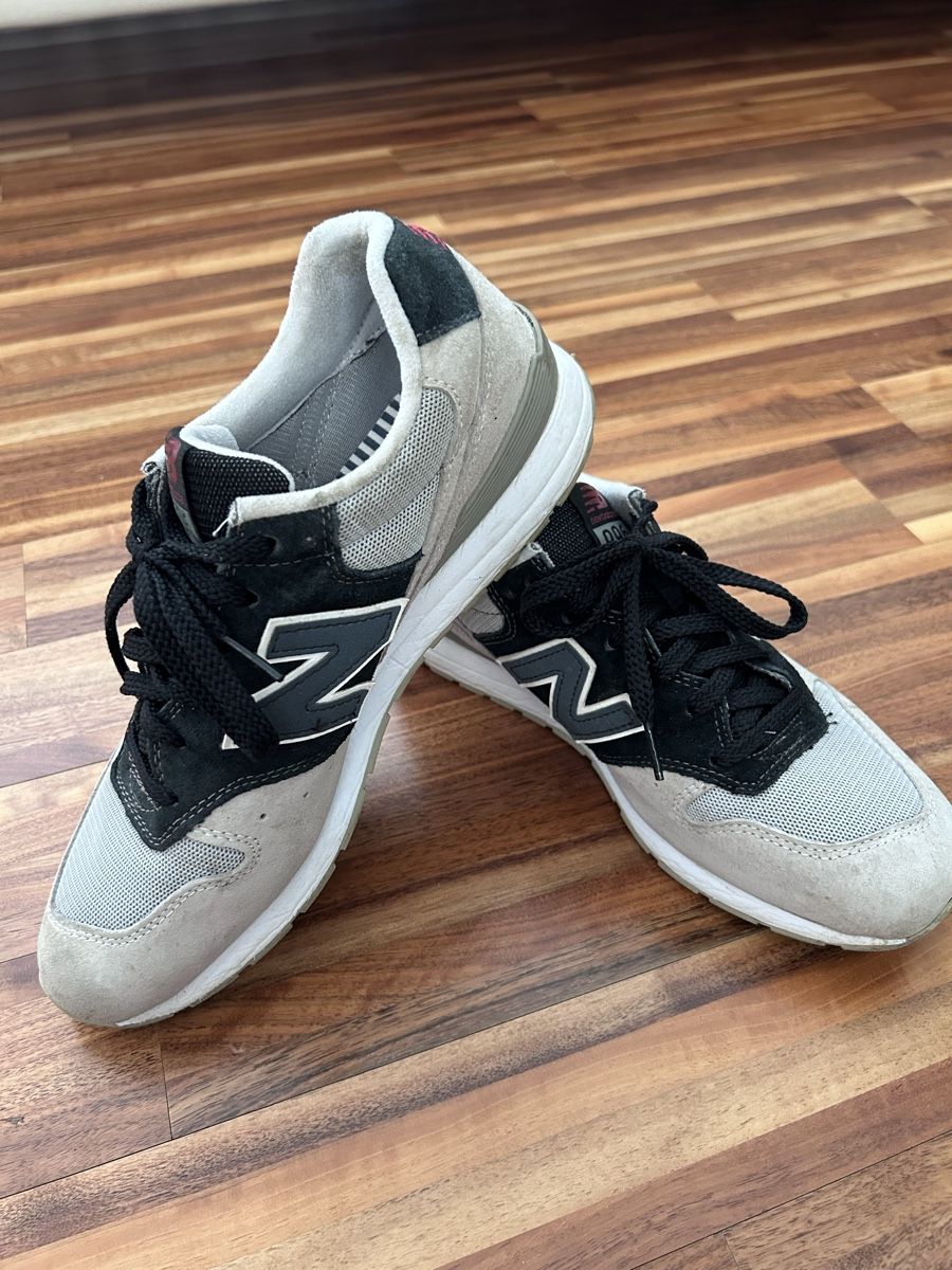 New Balance Chaussures hommes: New Balance Schuhe – D'occasion à Rapperswil SG par AndrePalu 1
