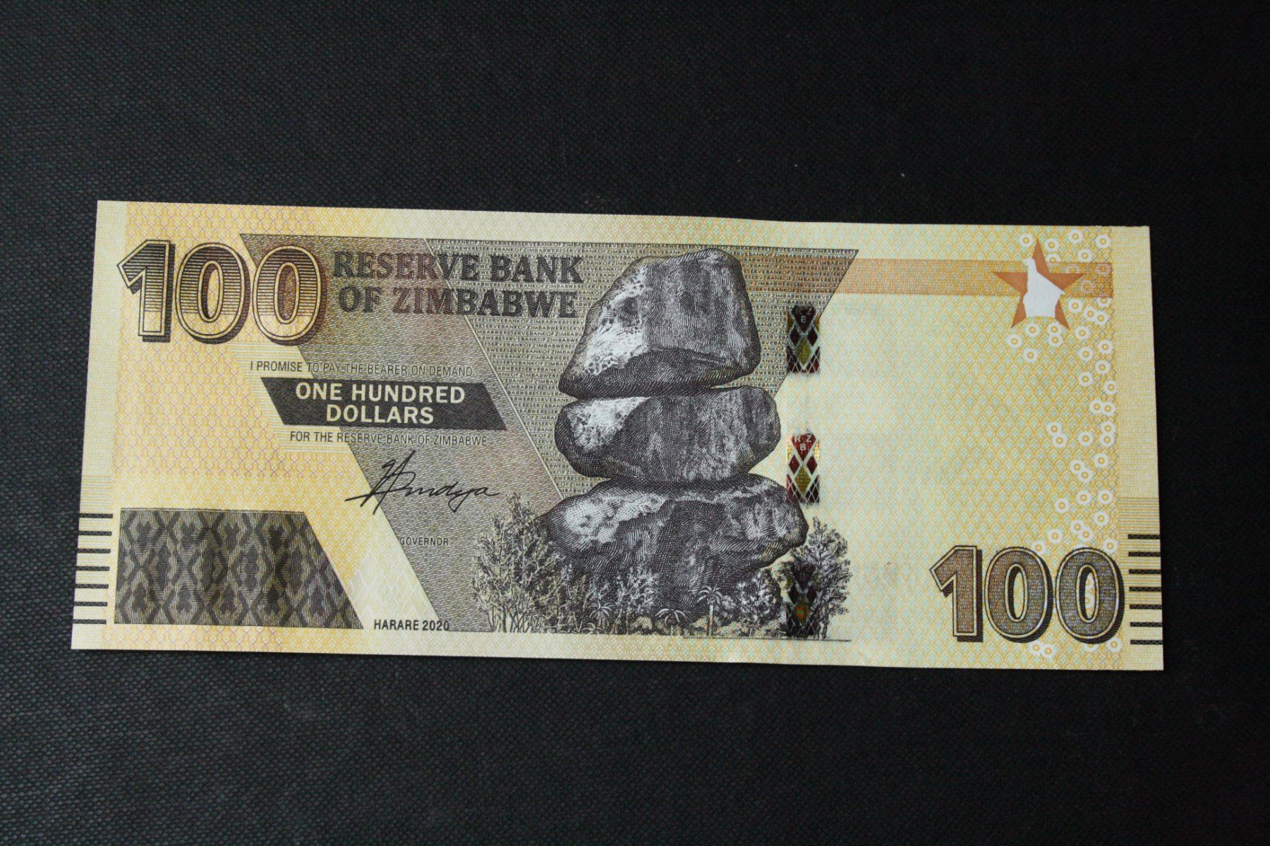 Banconote: UNC Zimbabwe 100 dollars 2020 – Nuovo (secondo la descrizione) da Cormondrèche venduto da Hermes.monnaies 1