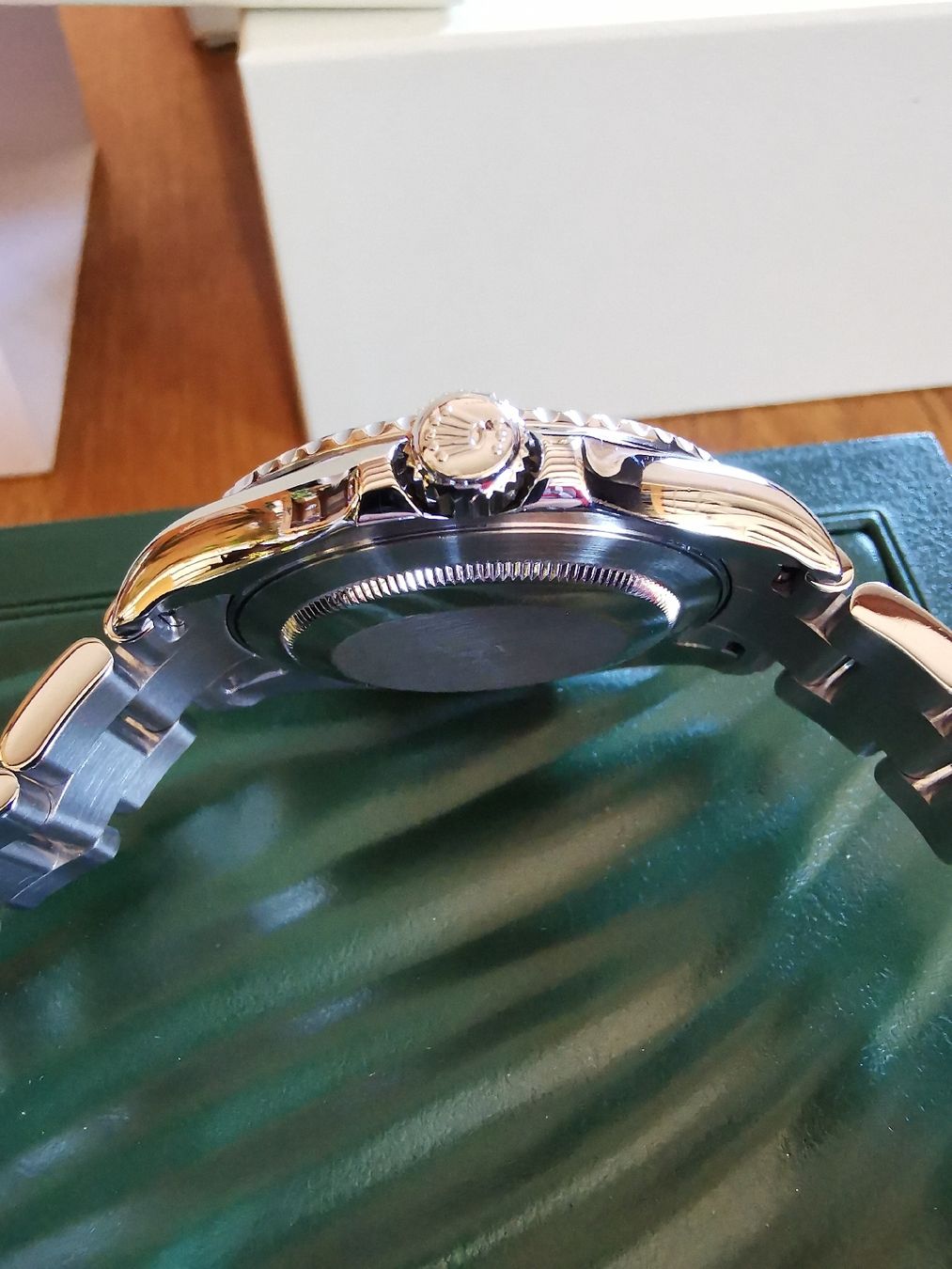 Rolex Orologi: Rolex Yachtmaster 40 réf 16622 de 2005  – Usato da TROISTORRENTS venduto da winwin63 6