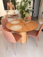 Table ronde bois plateau chêne piétement bois bon état