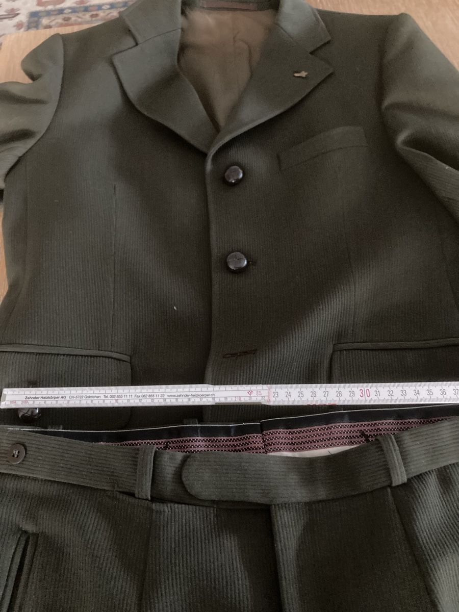 Completi: Jagd Kleid, Jäger Anzug – Usato da Gränichen venduto da SabineZ01 5