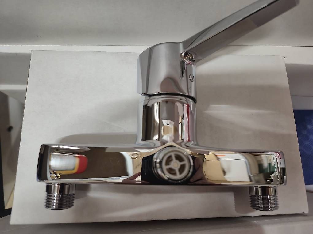 Kwc Docce: KWC MODICO 2 Dusche – Nuovo e nell'imballaggio originale da Hendschiken venduto da danimonti1979 2
