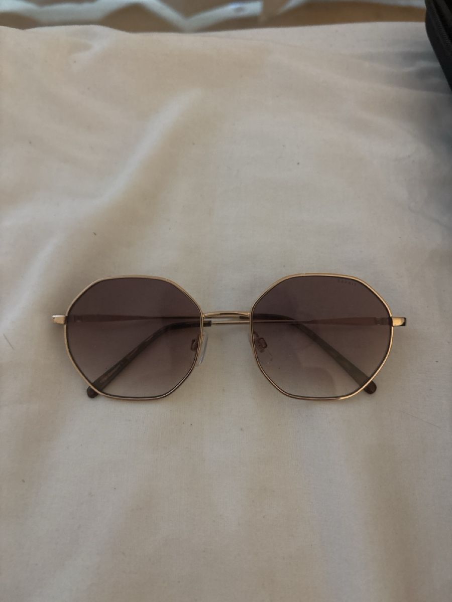 Brillen & Gläser: Sonnenbrille – Neu (gemäss Beschreibung) aus Ostermundigen von z_l